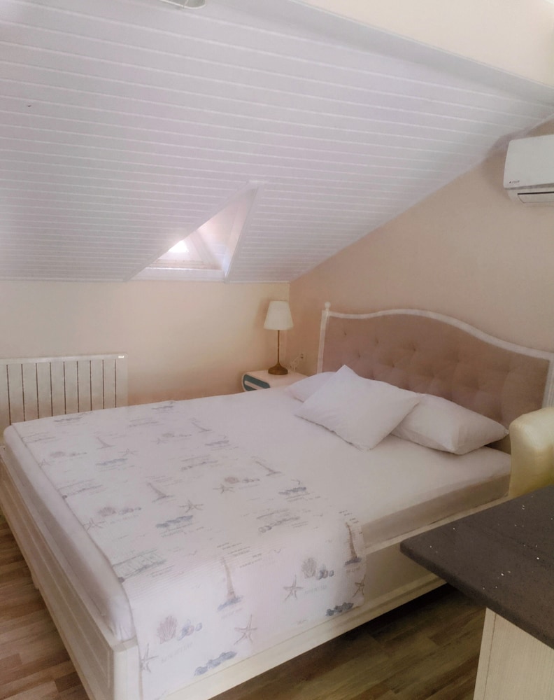 Heybeli Butik Hotel Rezervasyon