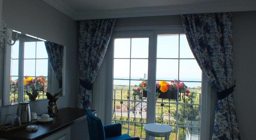 Real King Boutique Hotel Rezervasyon