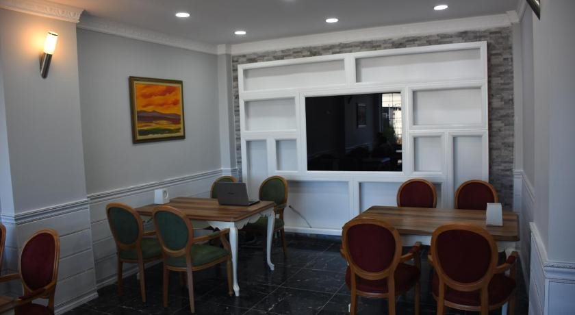 Real King Boutique Hotel Rezervasyon