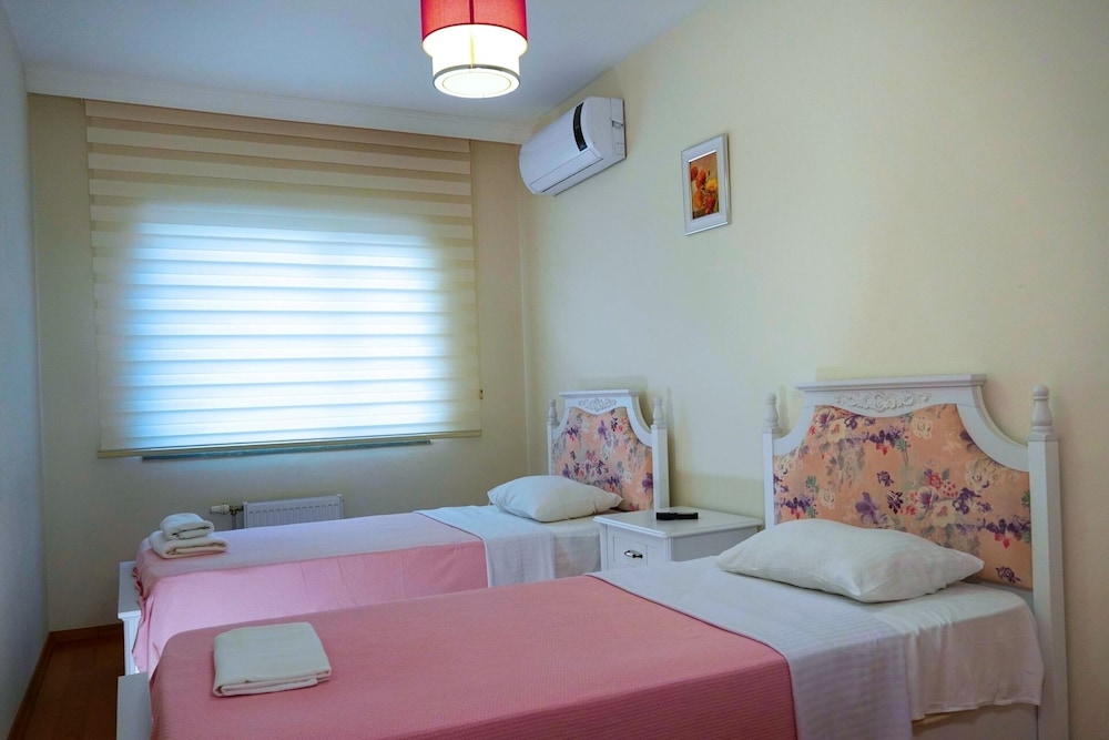 Zenofon Residence Rezervasyon