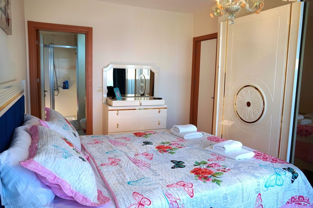 Zenofon Residence Rezervasyon