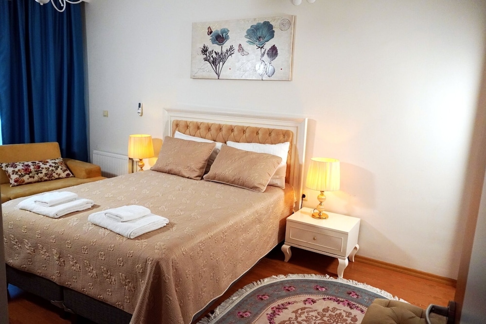 Zenofon Residence Rezervasyon