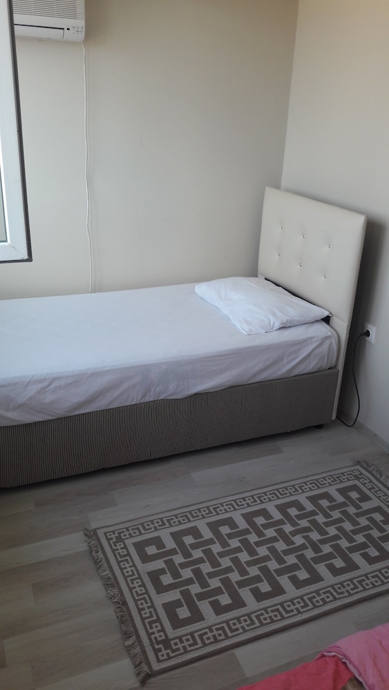 Karabina Eylül Aparts Rezervasyon