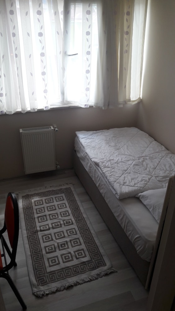 Karabina Eylül Aparts Rezervasyon