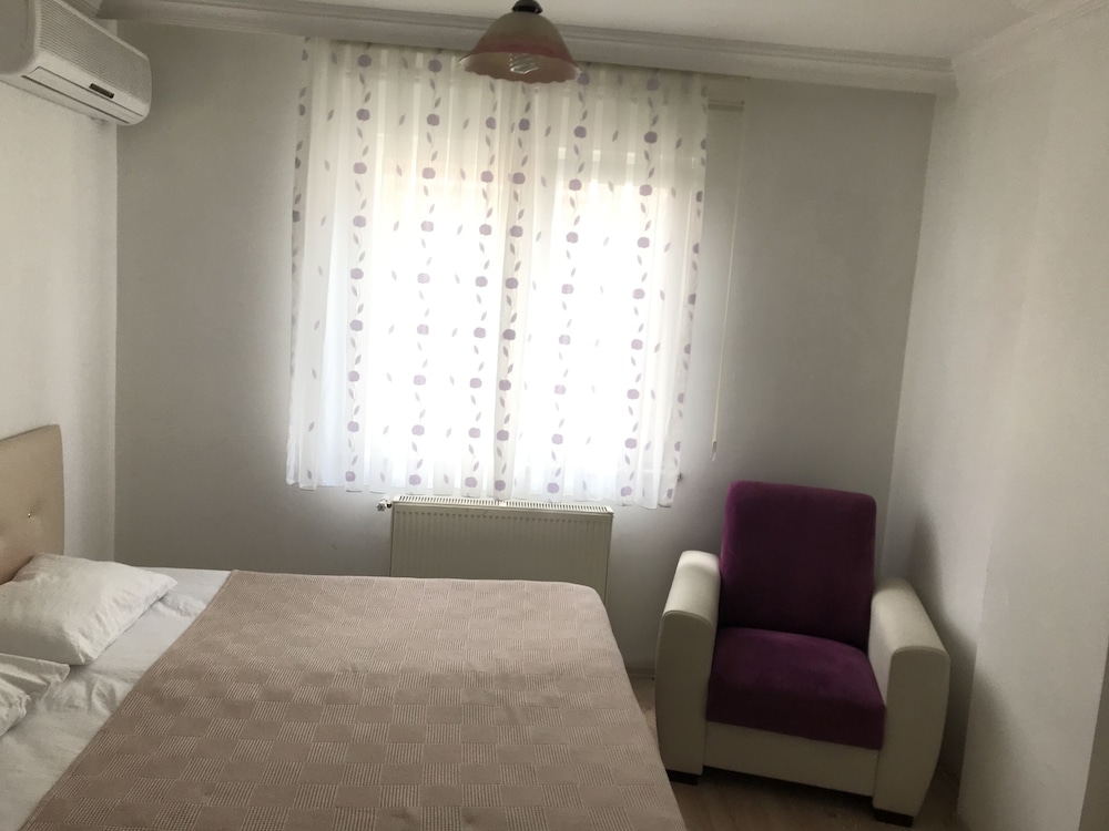 Karabina Eylül Aparts Rezervasyon