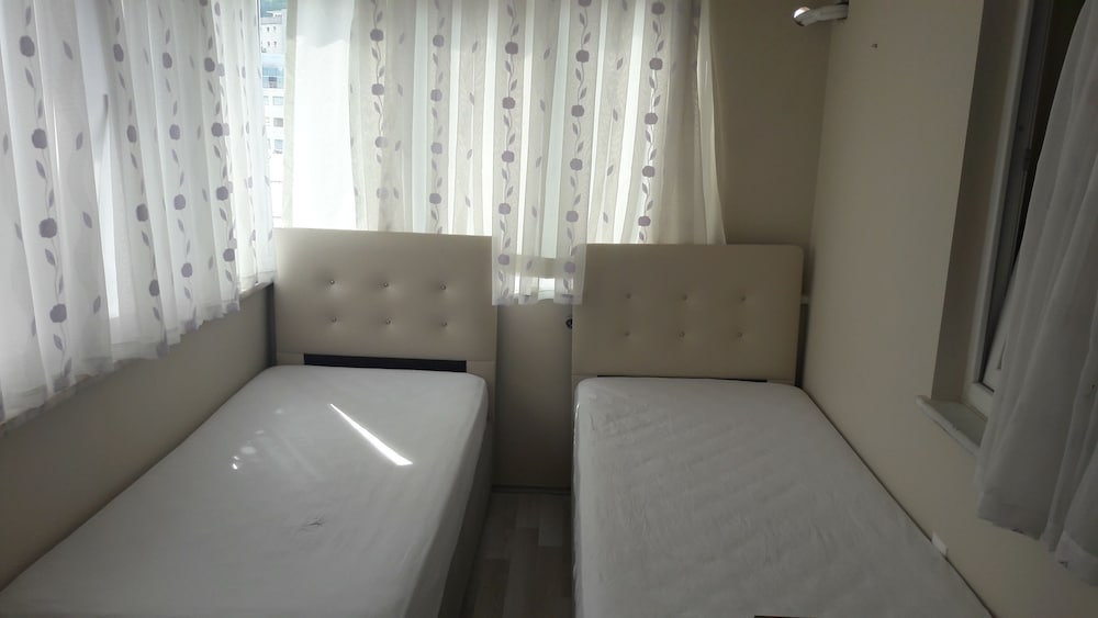 Karabina Eylül Aparts Rezervasyon