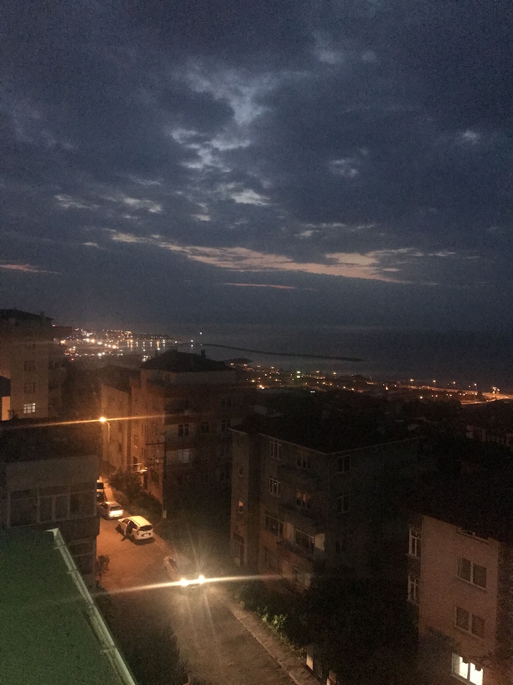 Zoviya Hill White Apart Rezervasyon