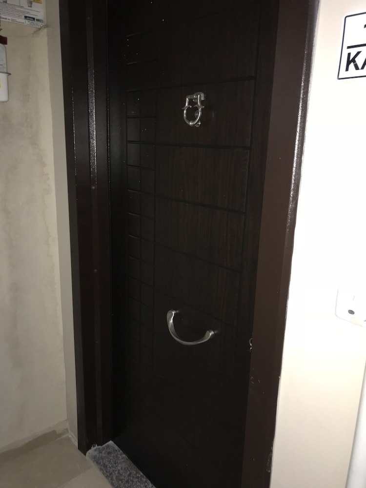 Zoviya Hill White Apart Rezervasyon