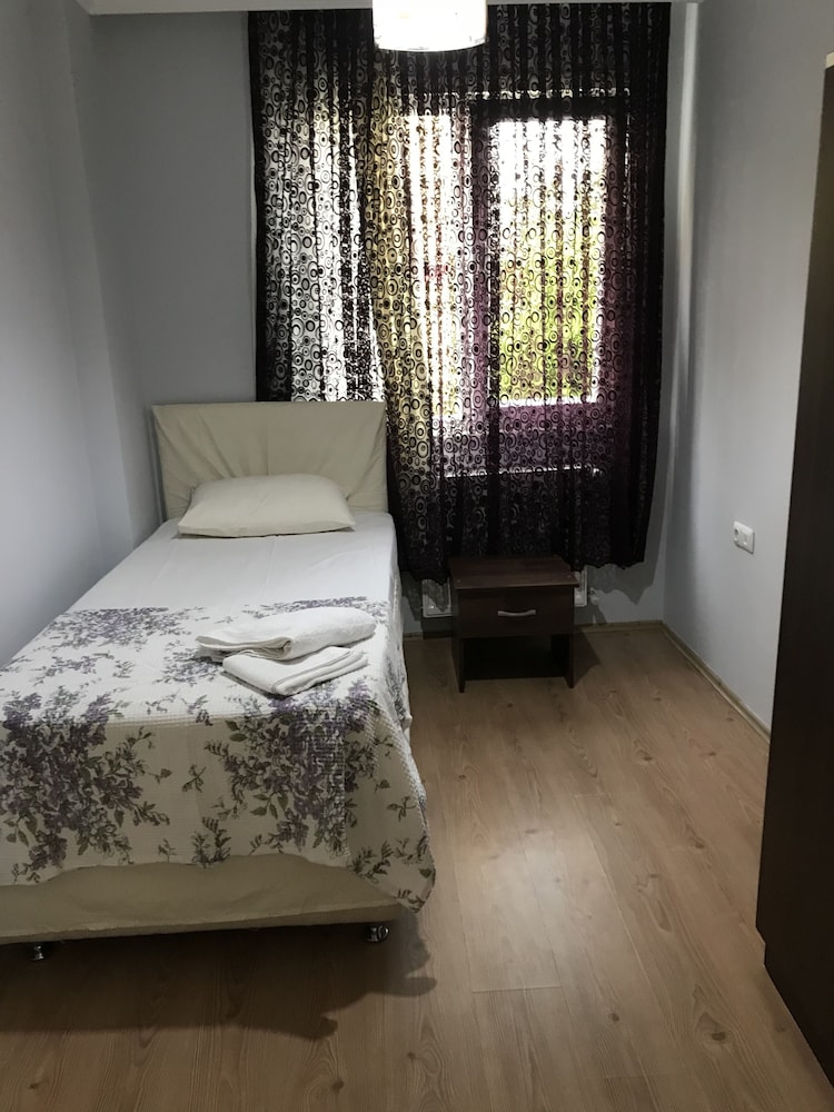 Zoviya Hill White Apart Rezervasyon