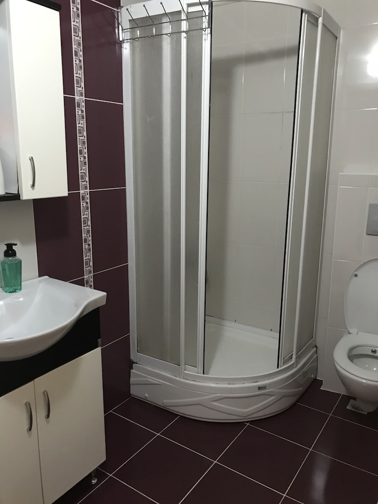 Zoviya Hill White Apart Rezervasyon