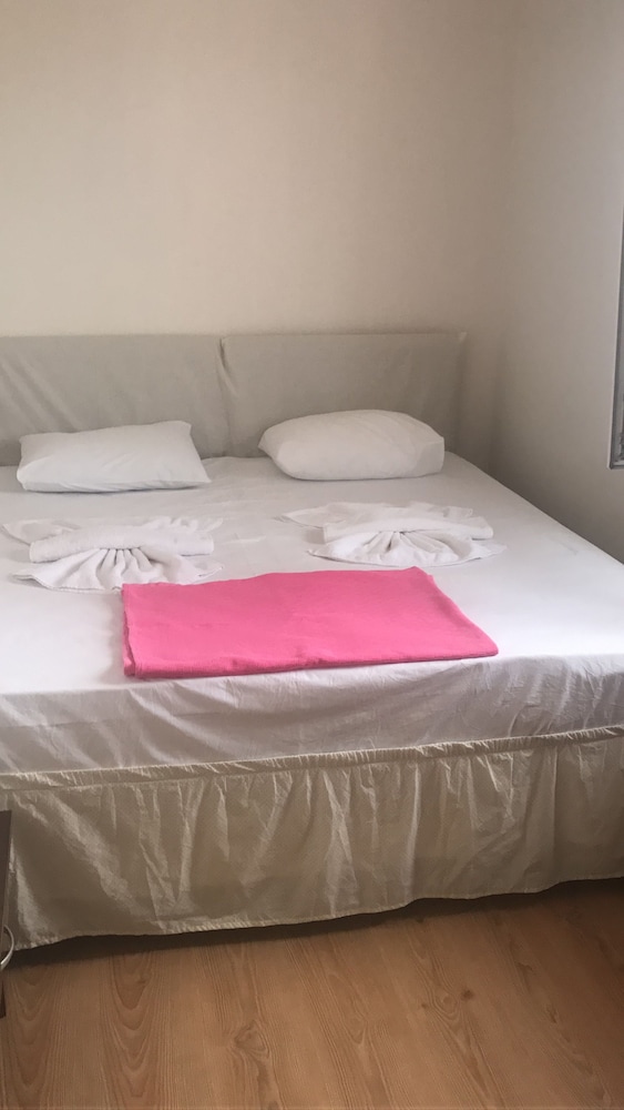 Zoviya Hill White Apart Rezervasyon