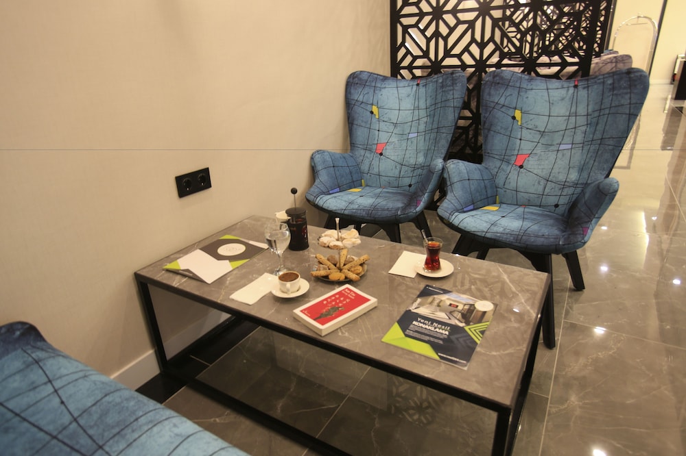 Roof 264 Hotel and Suites Rezervasyon