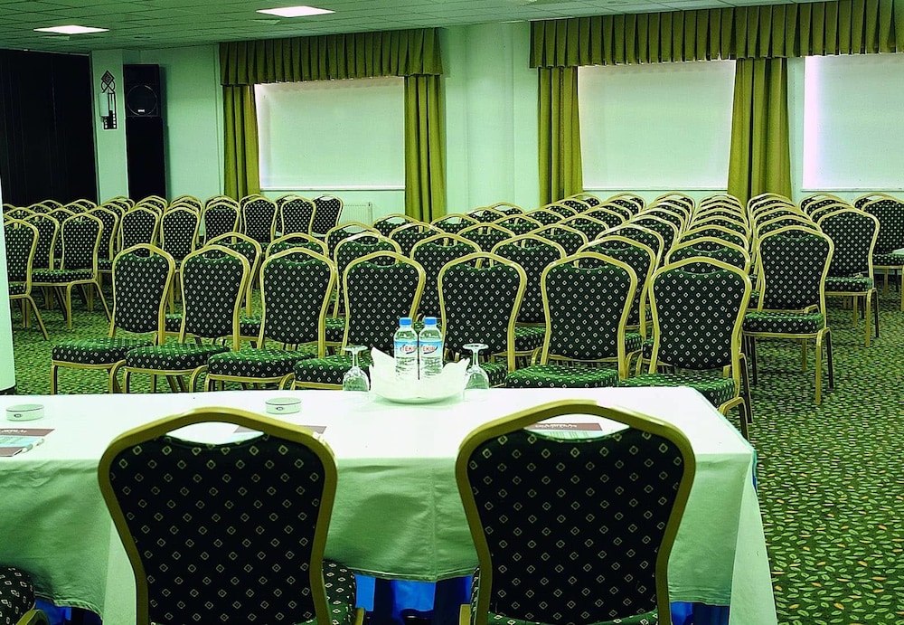 Grand Eras Hotel Rezervasyon