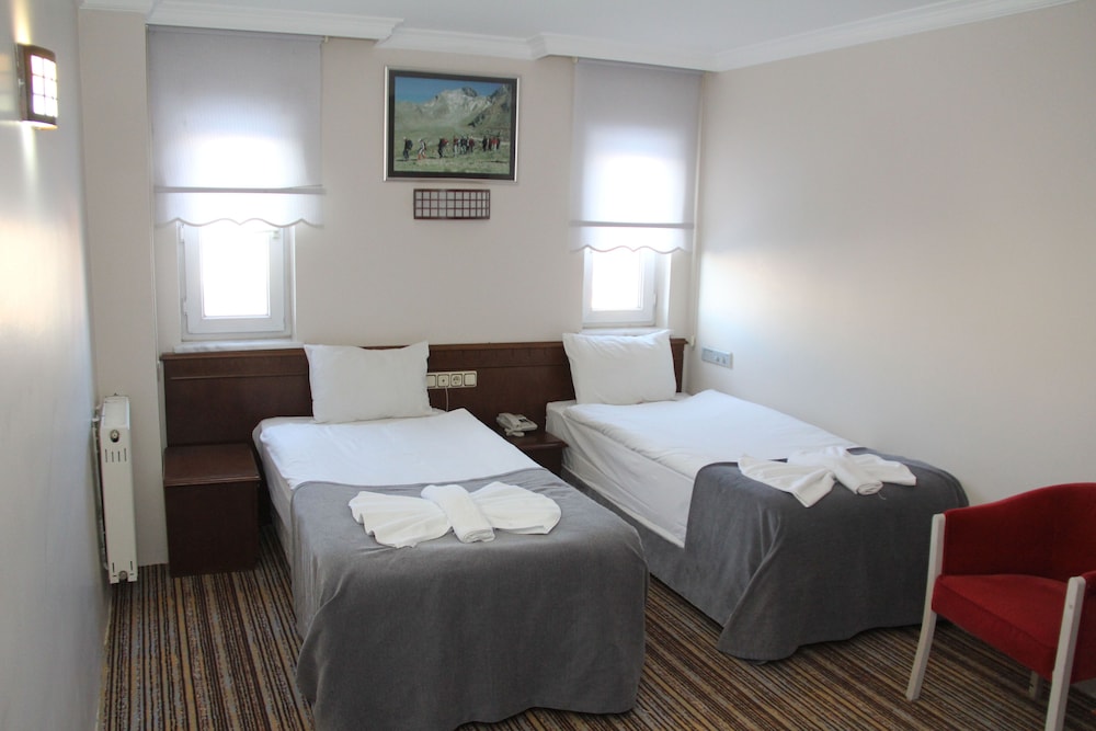 Grand Eras Hotel Rezervasyon