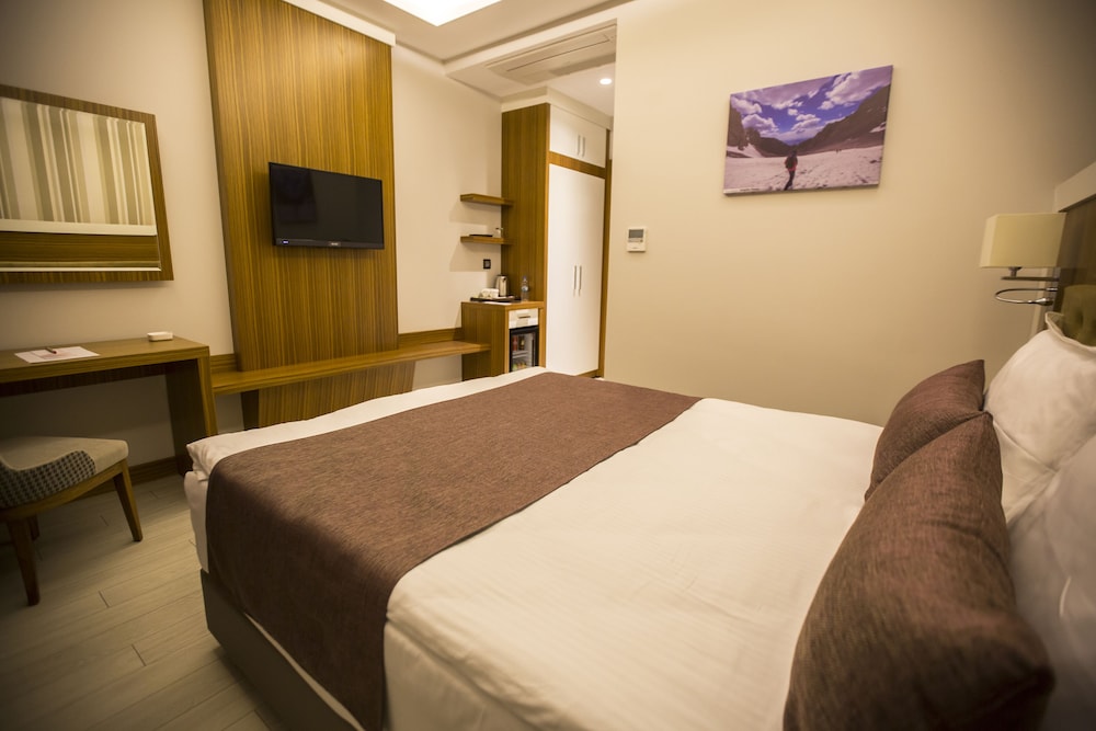 Honour Hotel Rezervasyon