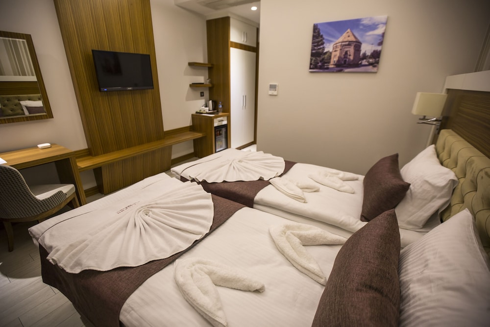 Honour Hotel Rezervasyon