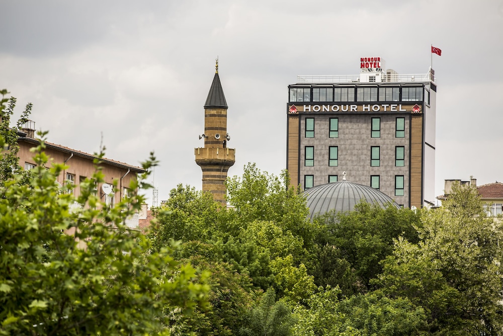 Honour Hotel Rezervasyon