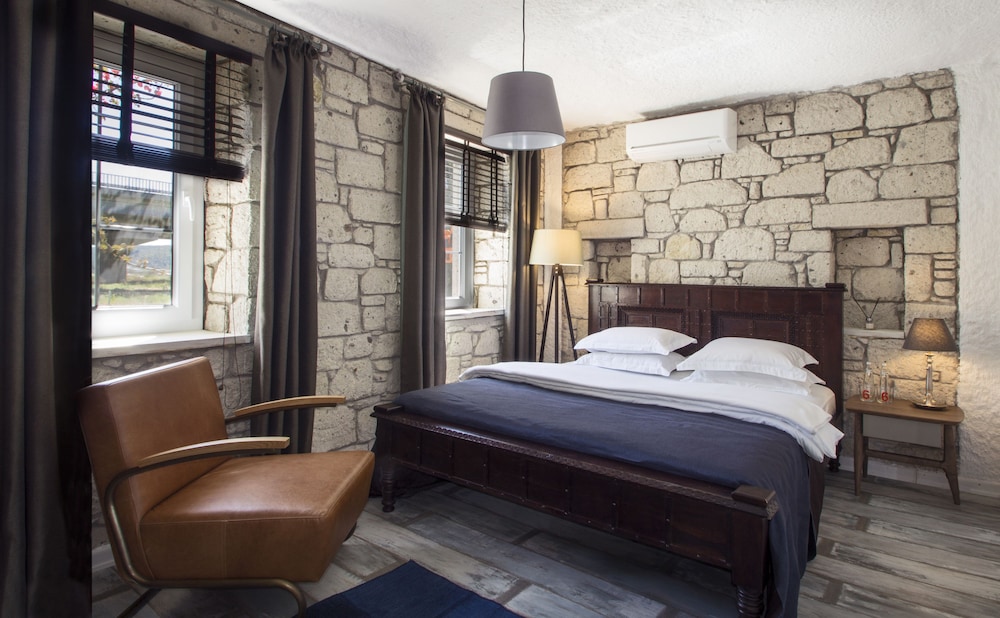 The Six Alaçati Hotel Rezervasyon