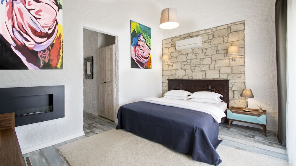 The Six Alaçati Hotel Rezervasyon