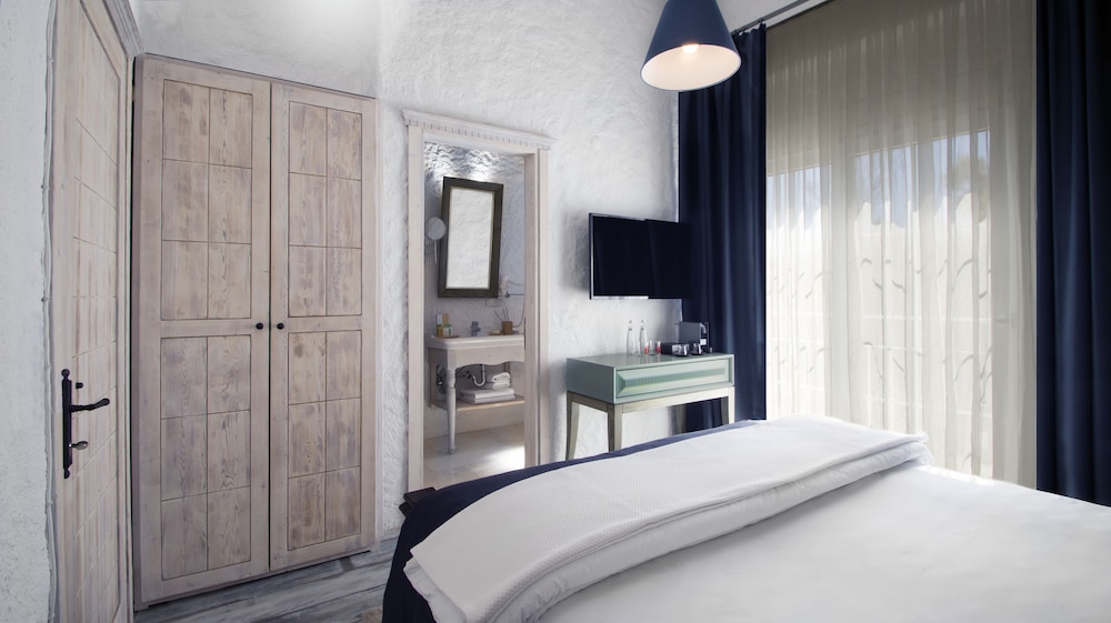 The Six Alaçati Hotel Rezervasyon