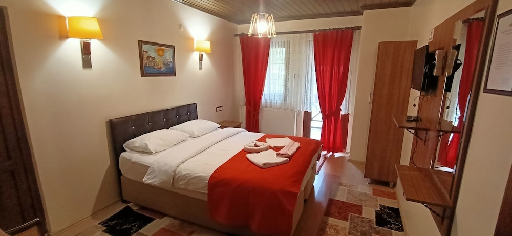 Abant Dört Mevsim Konağı Rezervasyon