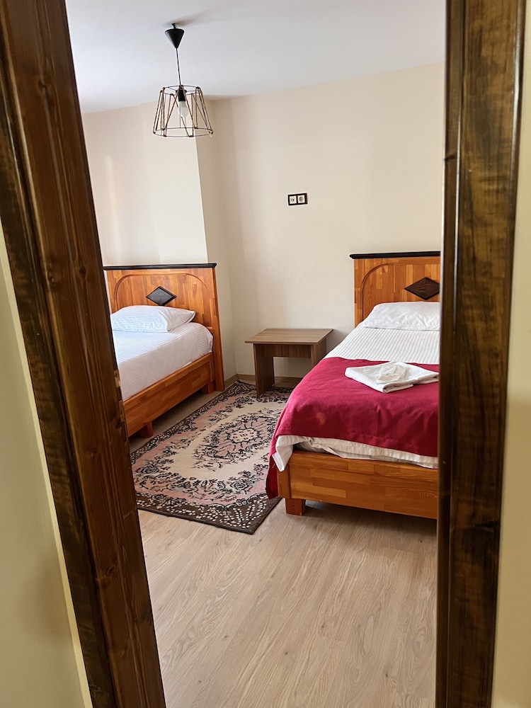 Abant Dört Mevsim Konağı Rezervasyon