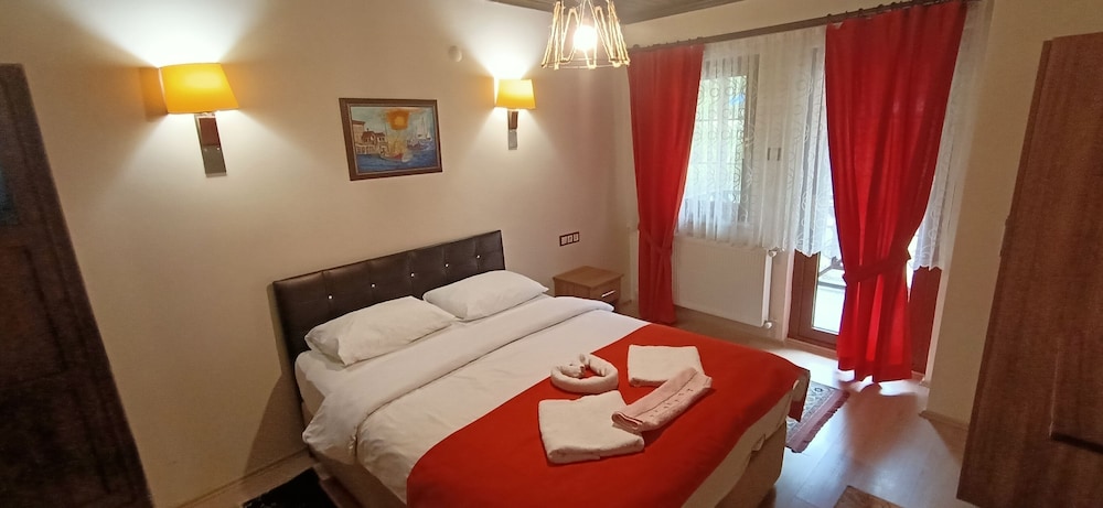 Abant Dört Mevsim Konağı Rezervasyon