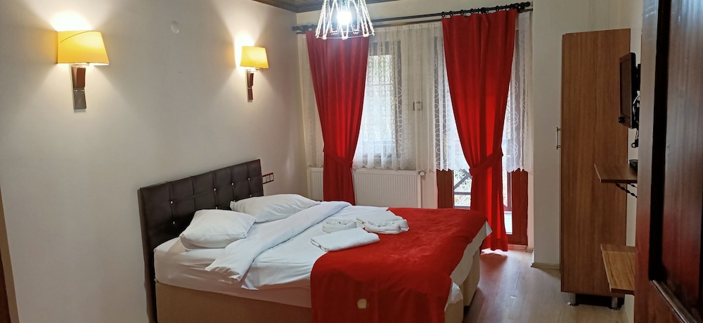 Abant Dört Mevsim Konağı Rezervasyon