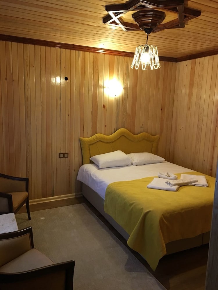 Abant Dört Mevsim Konağı Rezervasyon