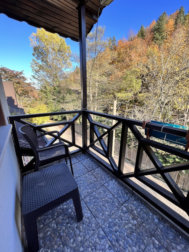 Abant Dört Mevsim Konağı Rezervasyon