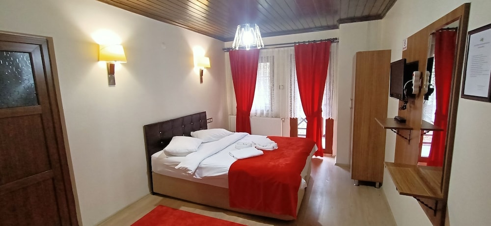 Abant Dört Mevsim Konağı Rezervasyon