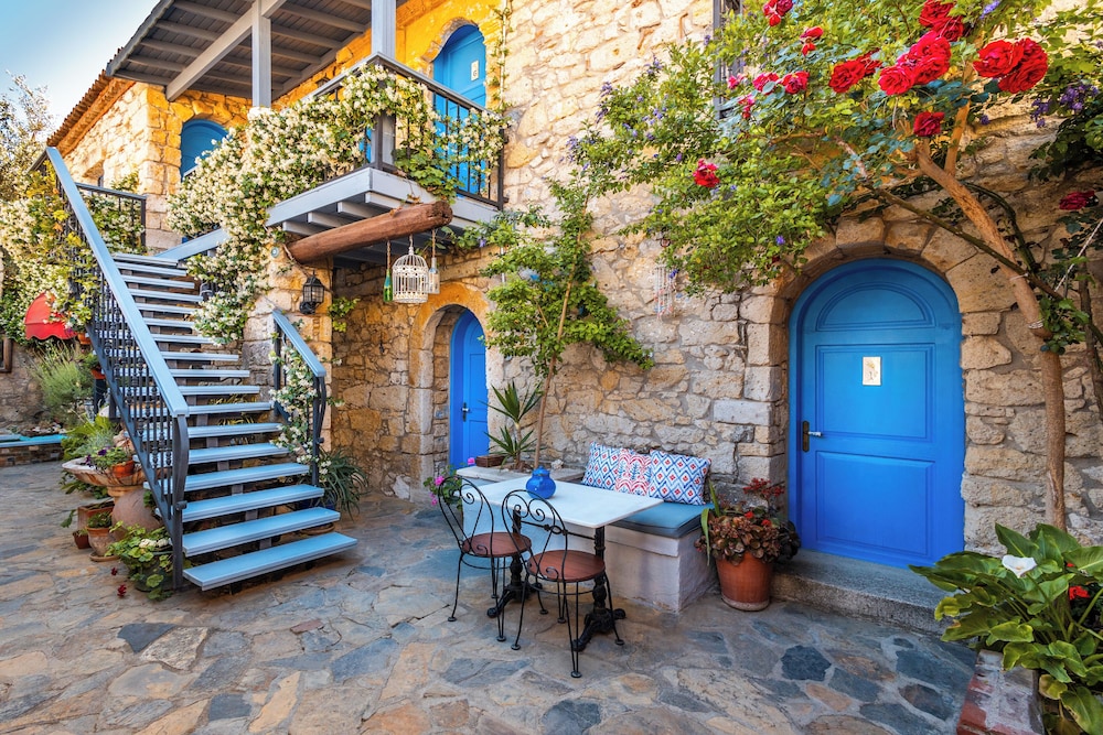 Alacati Eski Ev Hotel Rezervasyon