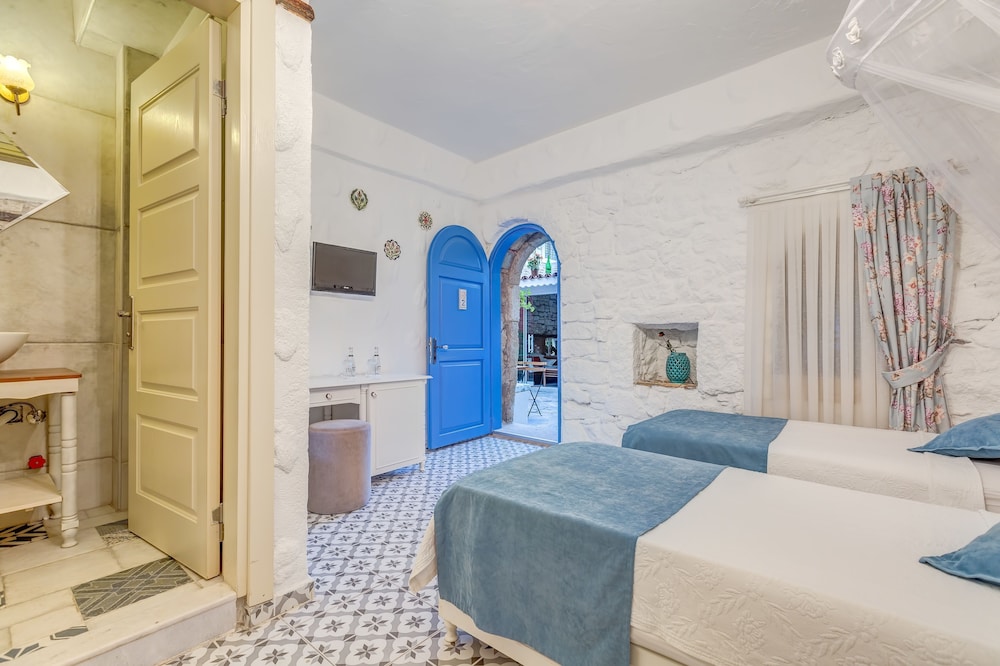 Alacati Eski Ev Hotel Rezervasyon