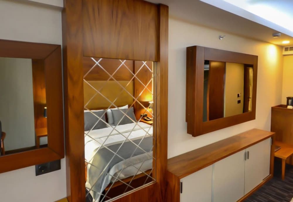 New Gate Hotel Rezervasyon