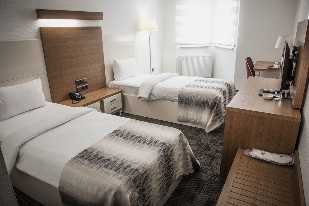 Demirel Garden Otel Rezervasyon