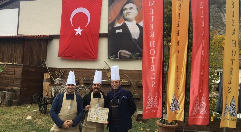 Melek Hotels Mudurnu Rezervasyon