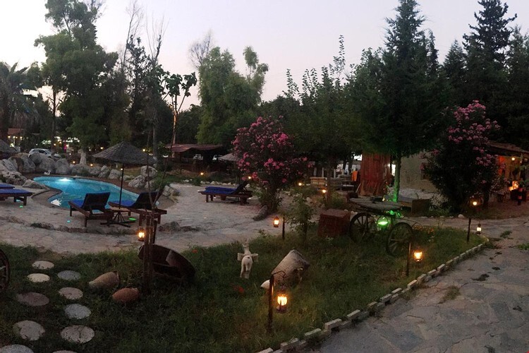 Utopia Lodge Hotel Rezervasyon