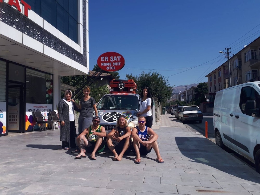 Er Sat Home Suit Rezervasyon