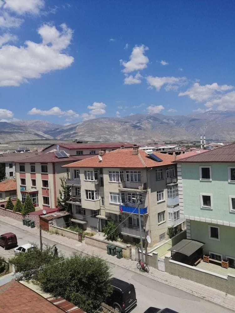 Er Sat Home Suit Rezervasyon