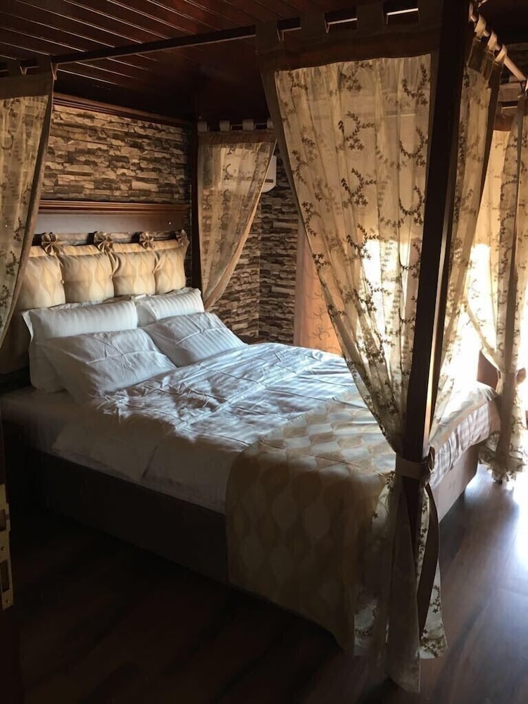 Deluxe Mavisu Rezervasyon