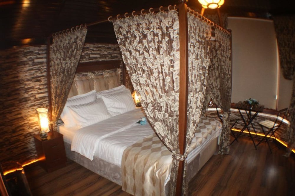 Deluxe Mavisu Rezervasyon