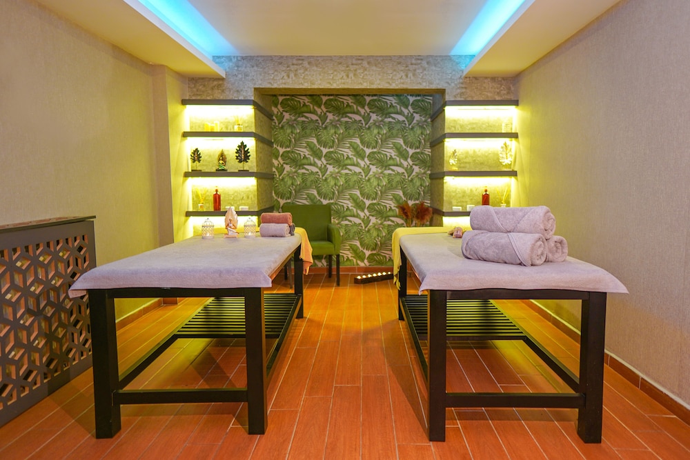 A Diamond Hotel Rezervasyon