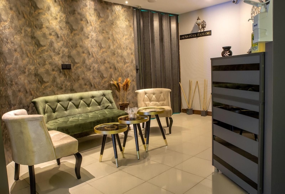 A Diamond Hotel Rezervasyon