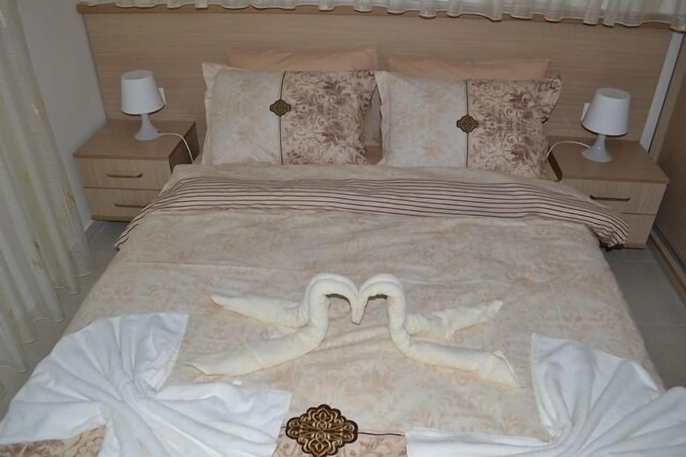 Foca Park Apartments Rezervasyon