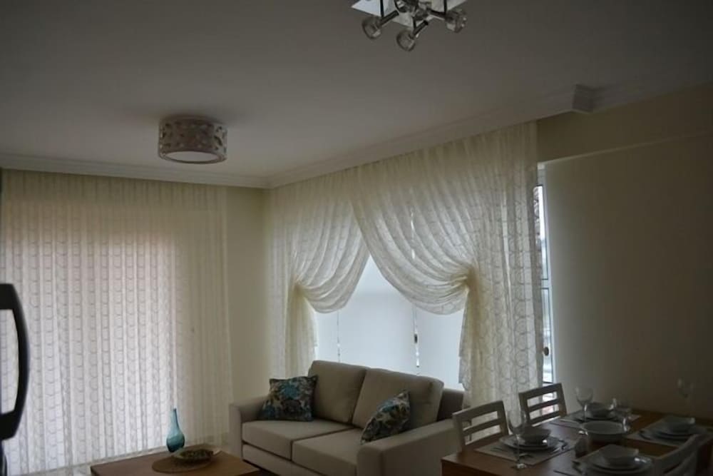 Foca Park Apartments Rezervasyon