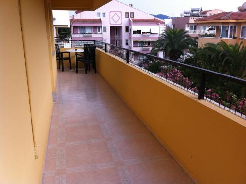 Marlin Apartments Rezervasyon