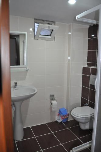 Marlin Apartments Rezervasyon
