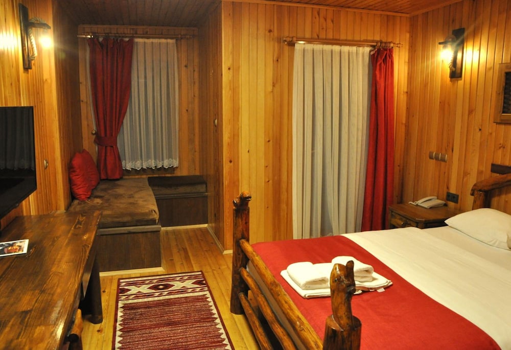 Uzungöl inan Kardesler Hotel Rezervasyon