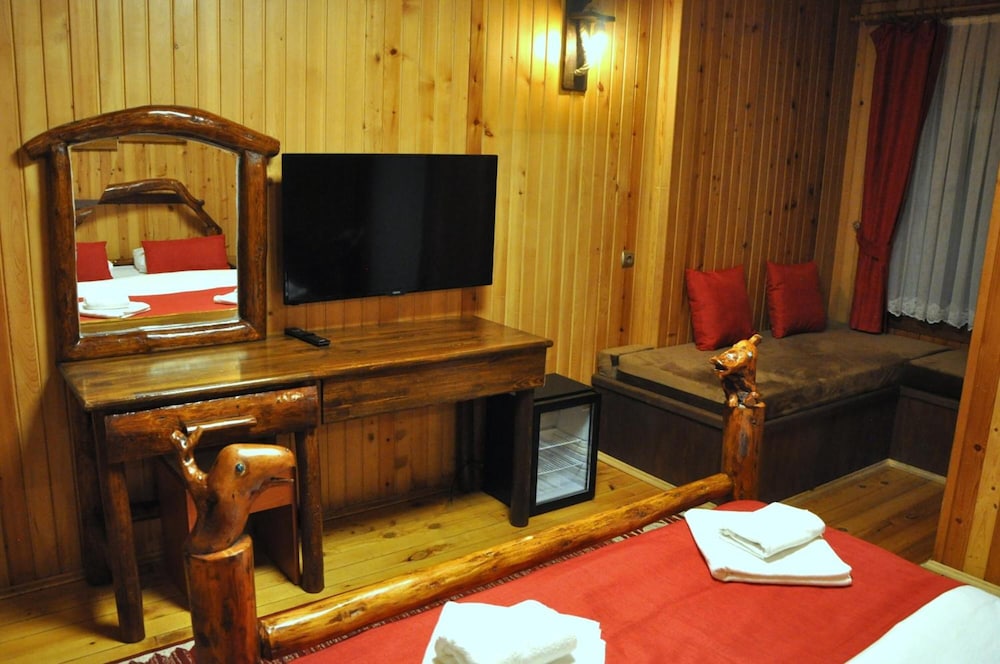 Uzungöl inan Kardesler Hotel Rezervasyon