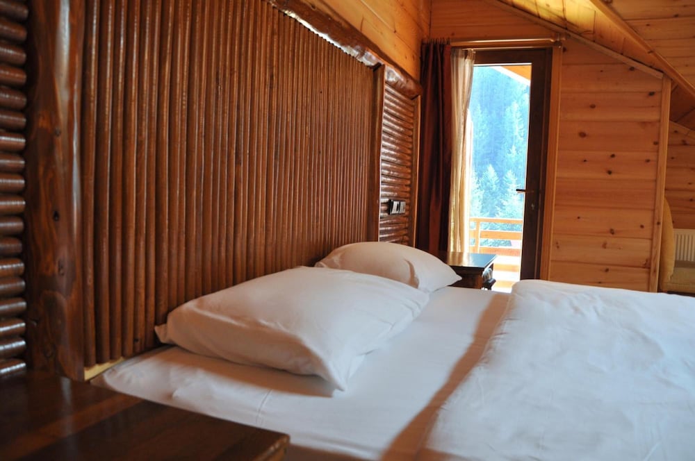 Uzungöl inan Kardesler Hotel Rezervasyon